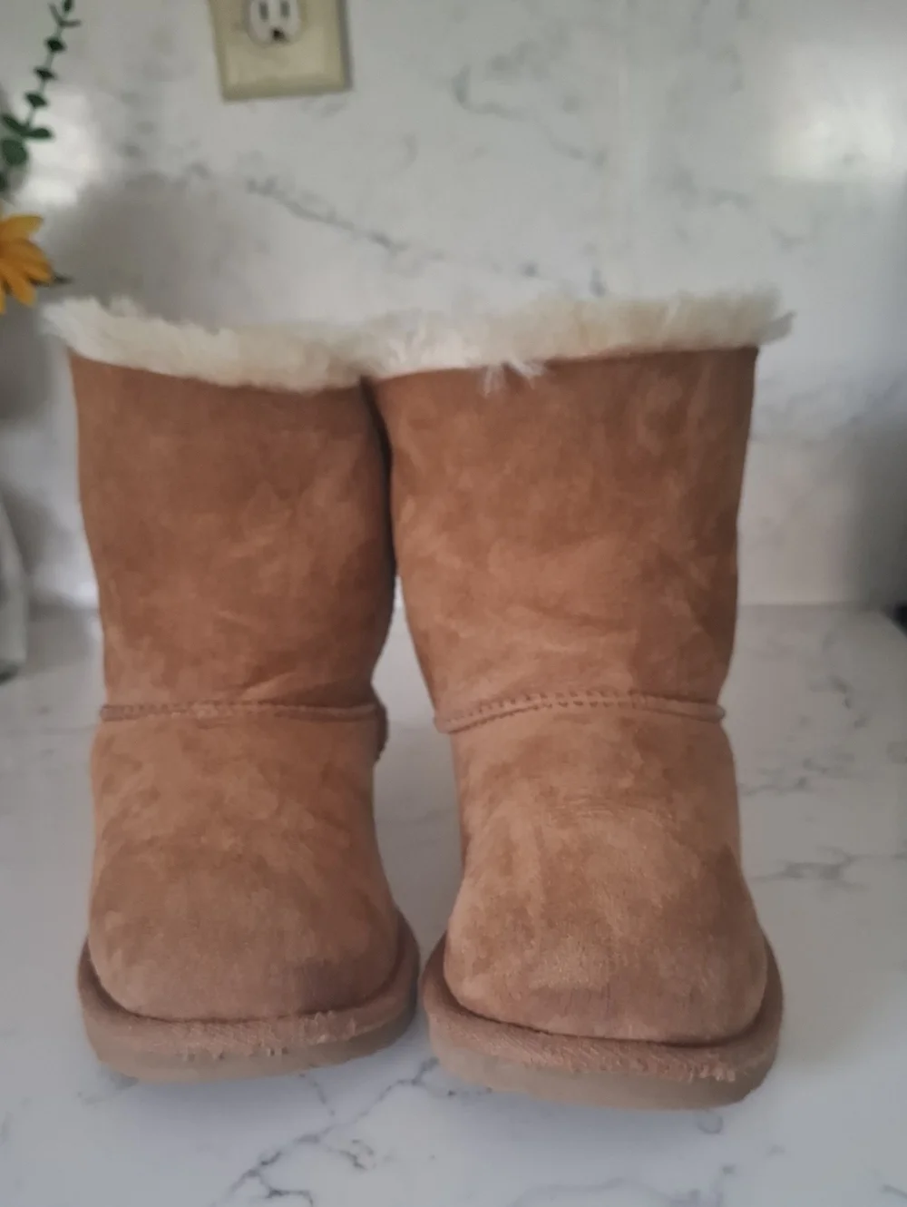 UGG Kids Chestnut Sheepskin Bow Back Boots